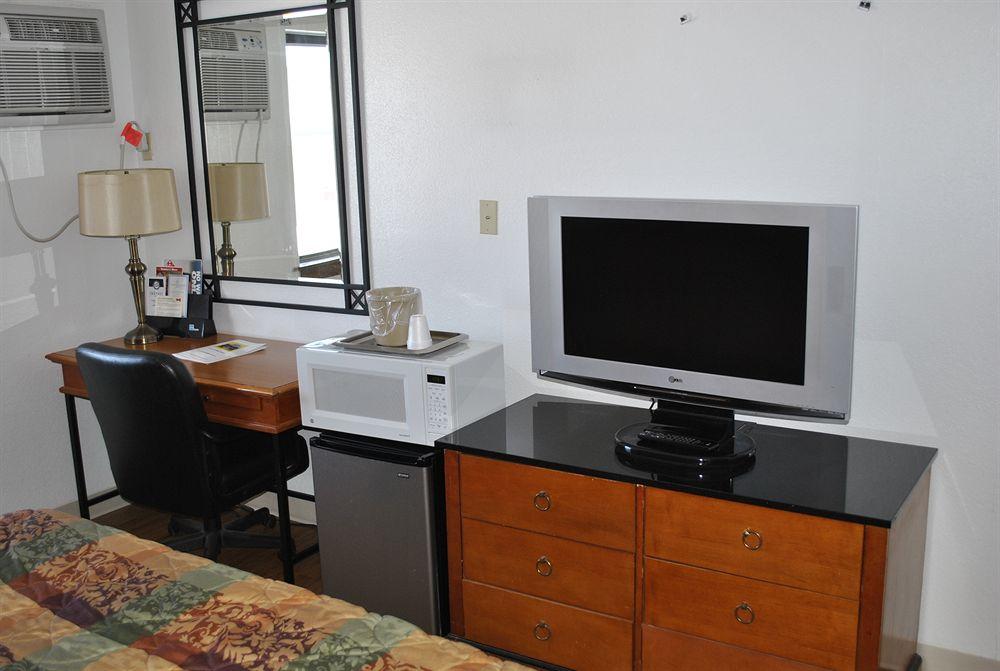 Waconia Inn And Suites Extérieur photo