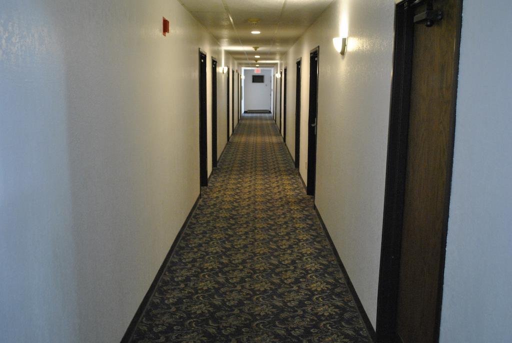 Waconia Inn And Suites Extérieur photo